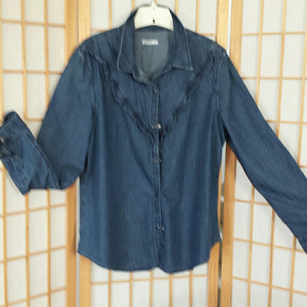 GAP snap front denim western shirt with a feminine spin